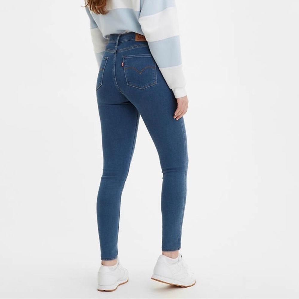 Levi’s 720 High Rise Super Skinny Jeans Size 29